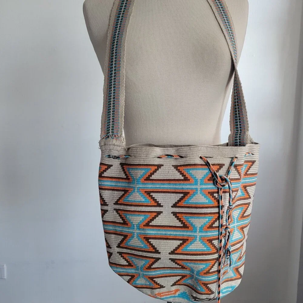 Wayuu Handmade Mochila Colombian Crochet Bag